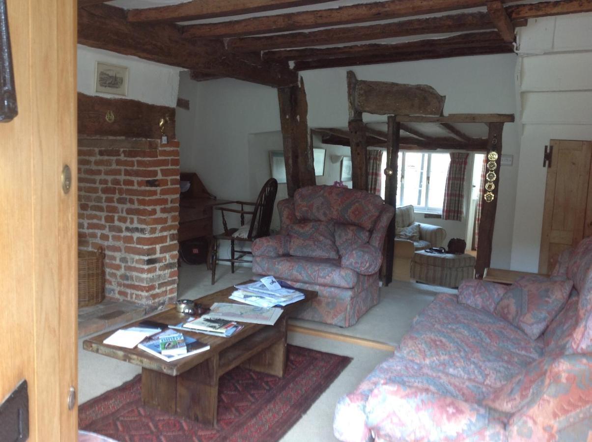 Acacia Cottage 할스테드 외부 사진